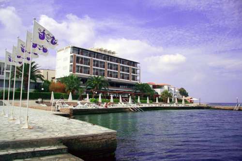 www.spetseshotel.gr