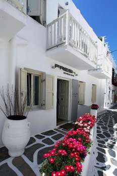 www.hotelfreshmykonos.com