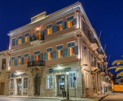 www.hotelhalaris.gr
