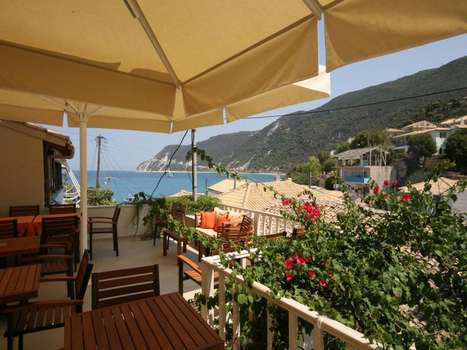 www.ionis-hotel.gr