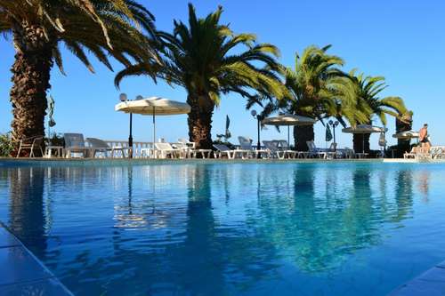 www.hotelparadisebeach.gr