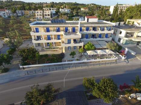 www.hotelrozos.com