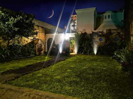 www.hotellunamaya.com