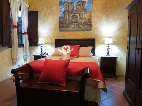 www.casabuenavista.com.gt