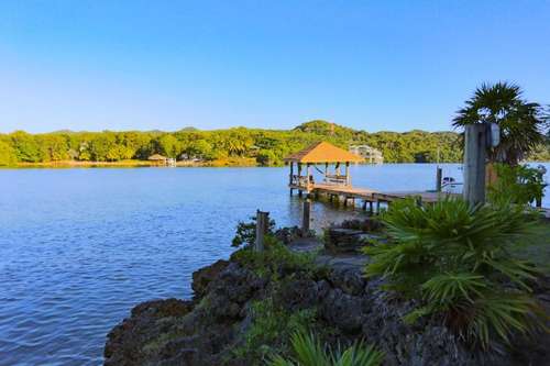 www.hotelorquideasroatan.com