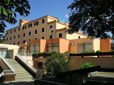 www.hotel-kraljevica.hr