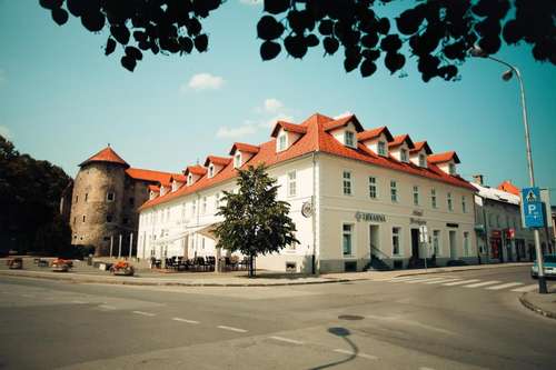 www.hotel-frankopan.hr