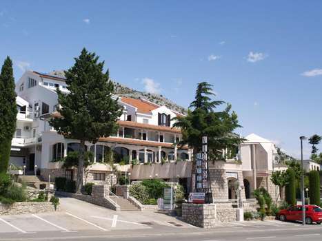 www.hotel-vicko.hr