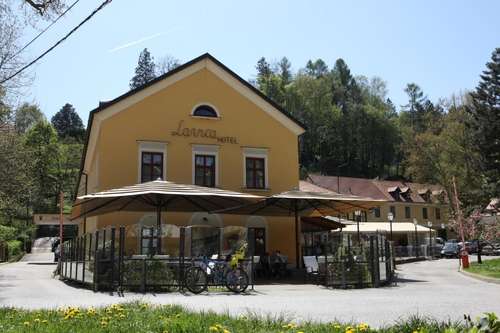 www.lavica-hotel.hr