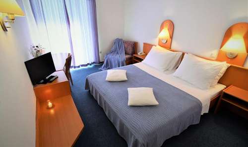 www.hotel-alkar.hr