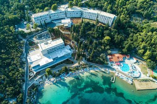 www.hotel-osmine.hr