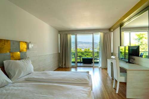 www.hotel-svetikriz.hr