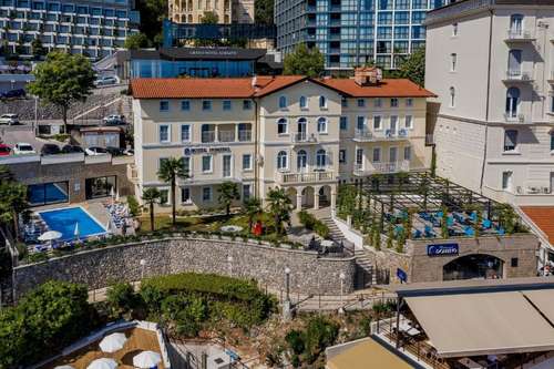 www.hotel-domino.hr