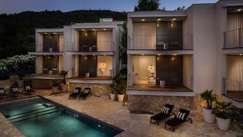 www.taraslodge.com
