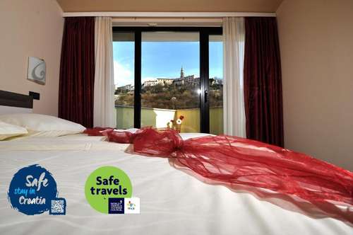 www.hotelfontanabuzet.com
