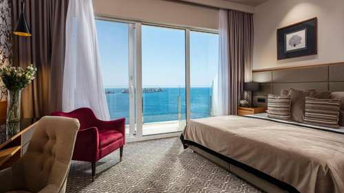 www.hotelaristondubrovnik.com