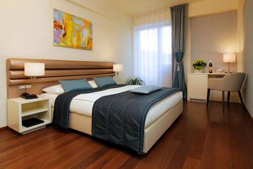 www.hotel-korkyra.com