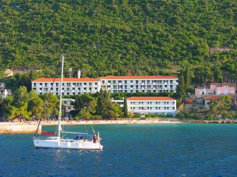 www.hoteli-jadran.com