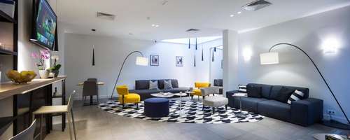 www.livrishotel.com