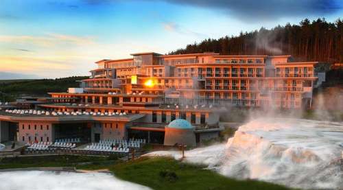 www.salirisresort.hu