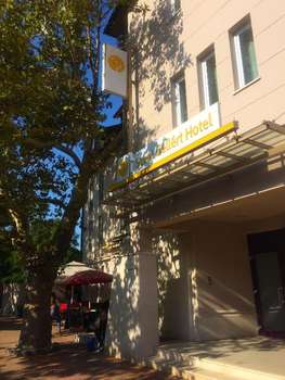 www.szentgellerthotel.hu