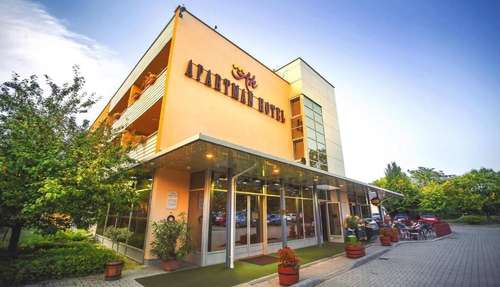 www.apartmanhotel.hu