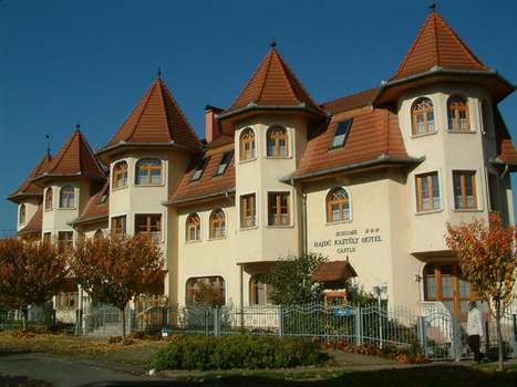 www.hskhotel.hu
