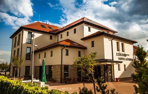 www.ezusthidhotel.hu