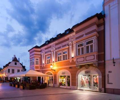www.promenadhotelgyor.hu