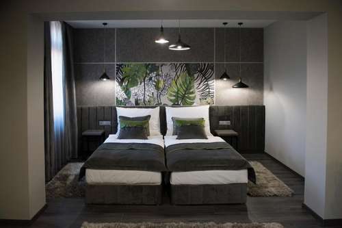 www.hotelcentralpassage.hu