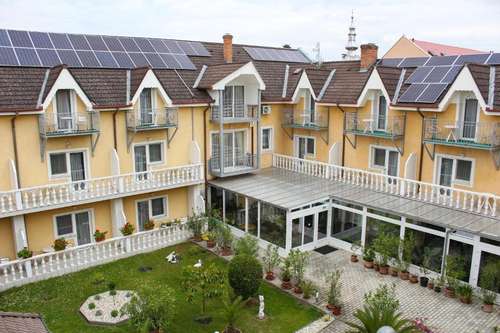 www.lidiahotelharkany.hu