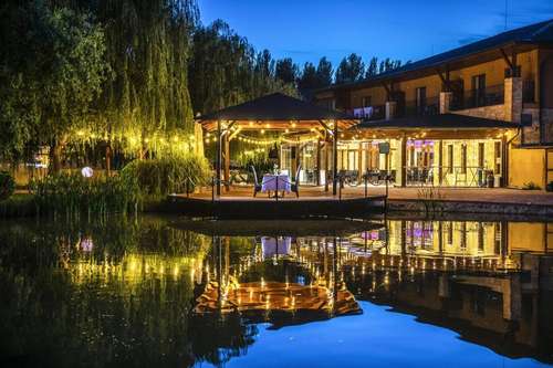 www.sessionhotel.hu