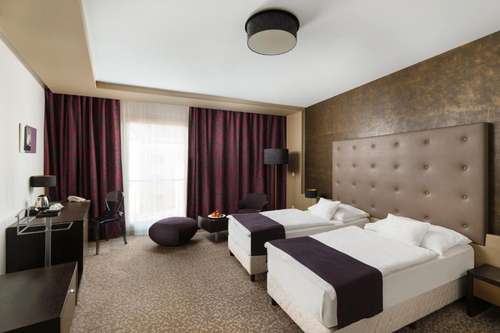 www.corsohotel.hu