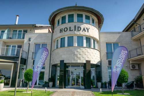 www.holidayresorts.hu