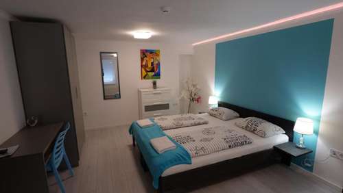 www.annavillafured.hu