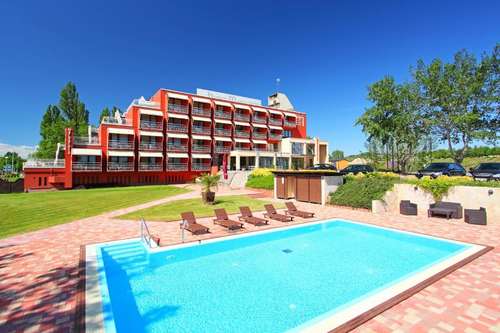 www.hotelmargareta.hu