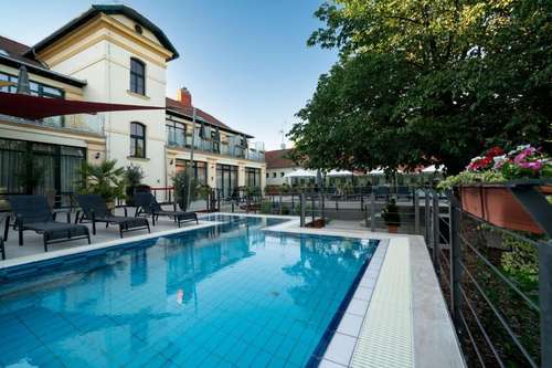 www.elizabeth-hotel.hu