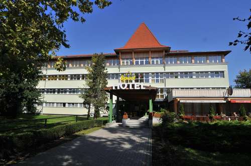 www.debrecenisporthotel.hu