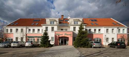 www.platanhotel.eu