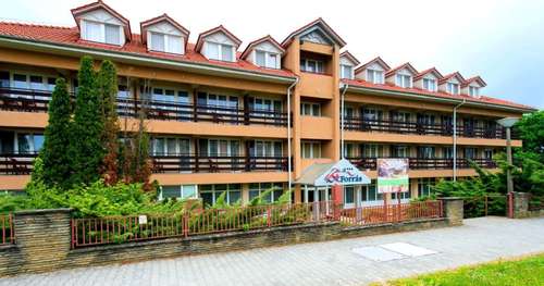 www.hotelforraszalakaros.hu