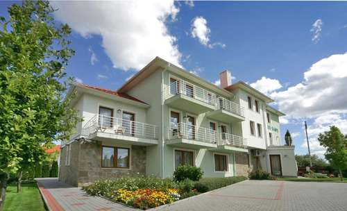 www.hoteljade.hu