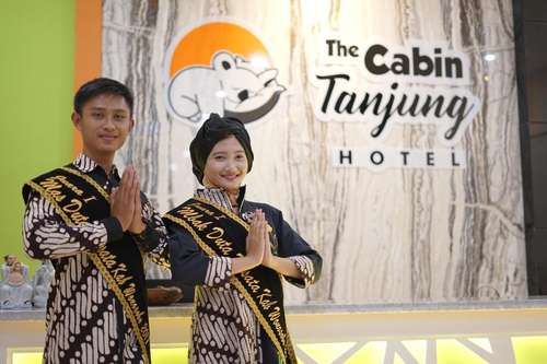 www.thecabinhoteljogja.com