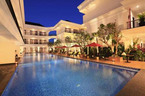 www.grandpalacebali.com