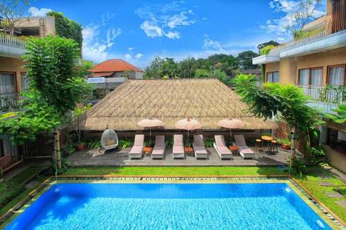 www.hotelpuriartha.com