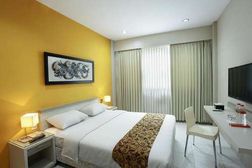 www.rivishahotel.com