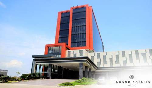 www.grandkarlitahotel.com