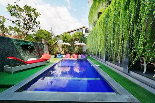www.vansarihotel.com