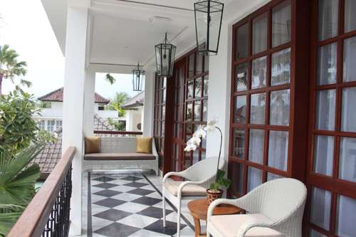 www.thecolonyhotelbali.com