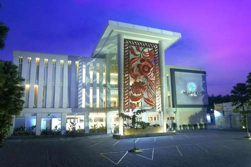 www.megalandhotelsolo.com