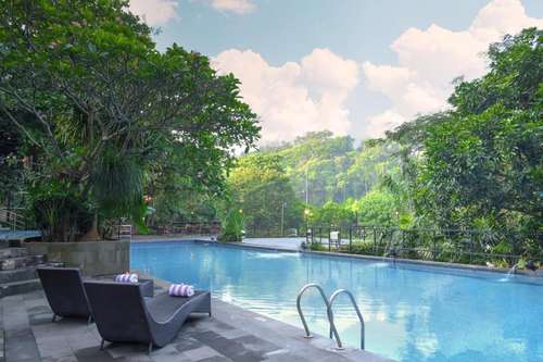 www.oaktree-hotels.com